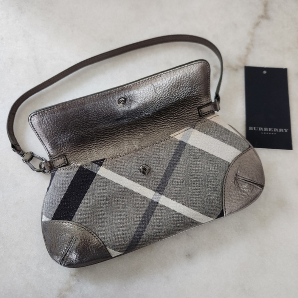 Burberry Pewter Mini Clutch Pochette Bag Purse Clutch π - Picture 8 of 9
